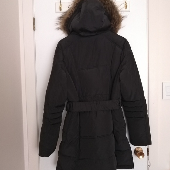 *SOLD* Woman's Black Faux Fur Winter Coat - Picture 8 of 8
